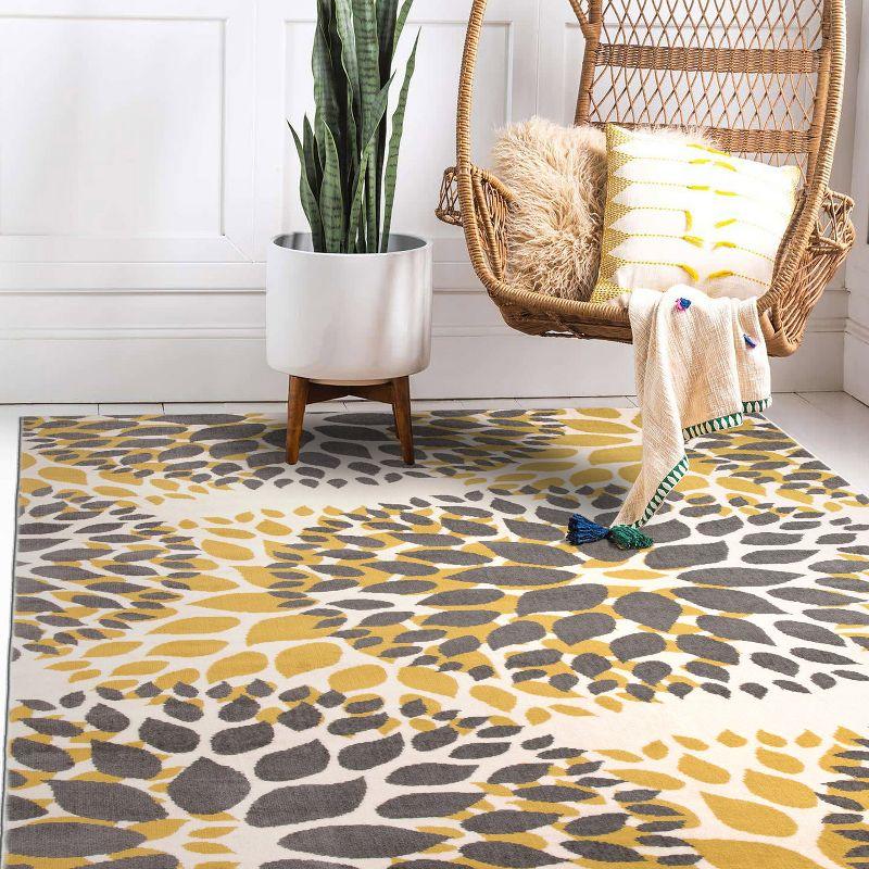 Blossom Burst Yellow Floral 39" Washable Synthetic Rug