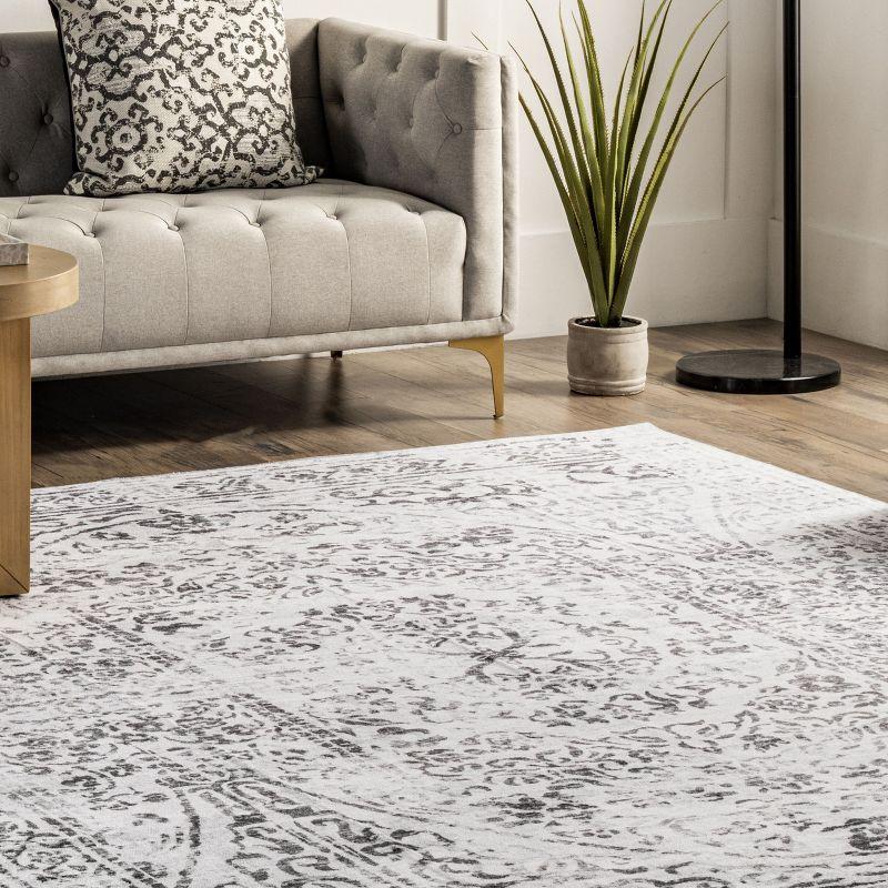 Nuloom Bess Persian Vintage Pet Friendly Machine Washable Area Rug, 4' x 6', Ivory