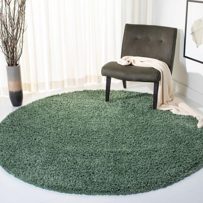 August Shag AUG200 Power Loomed Indoor Area Rug - Green - 5' Round - Safavieh