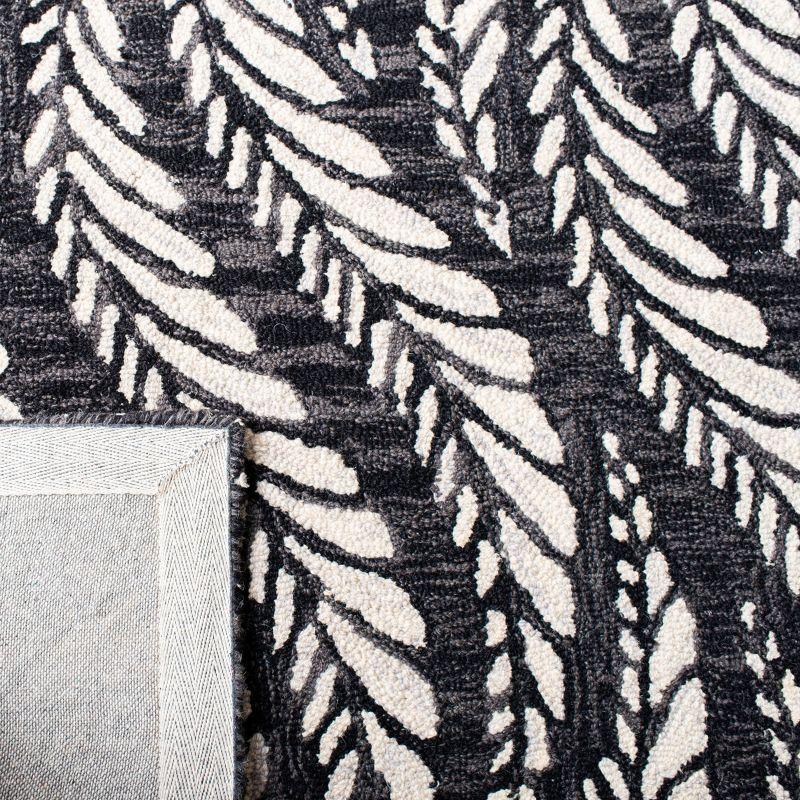 Handmade Charcoal and Ivory Wool Tufted 4' x 6' Area Rug