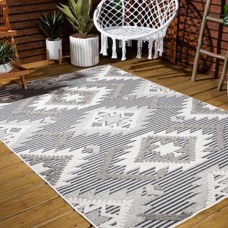 Sumak High-Low Pile Neutral Diamond Kilim Indoor/Outdoor Area Rug - JONATHAN Y