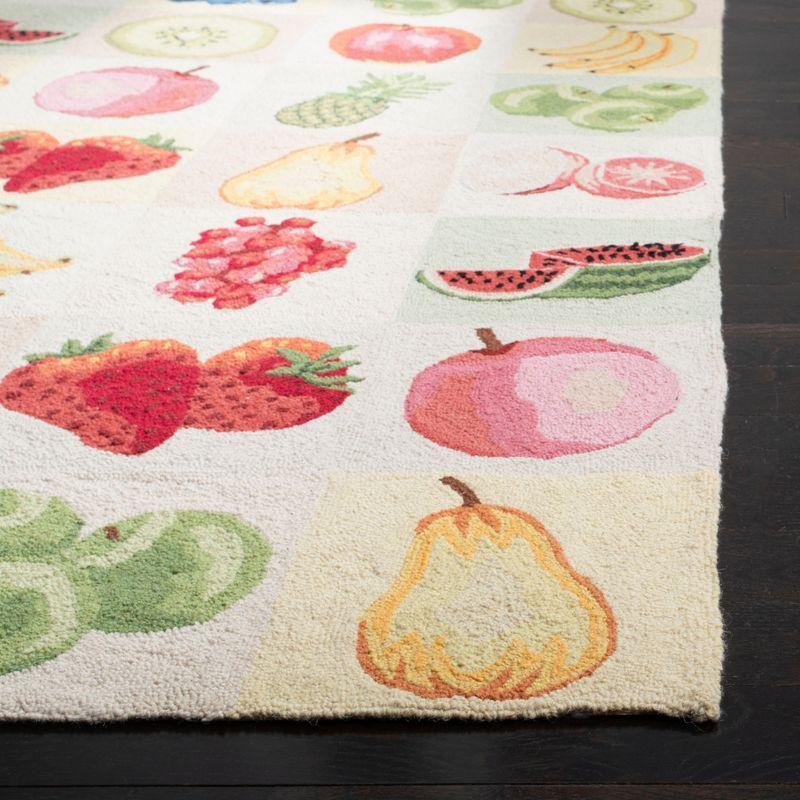 Ivory Hand-Hooked Wool Rug with Fruit Design, 2'6" x 4'