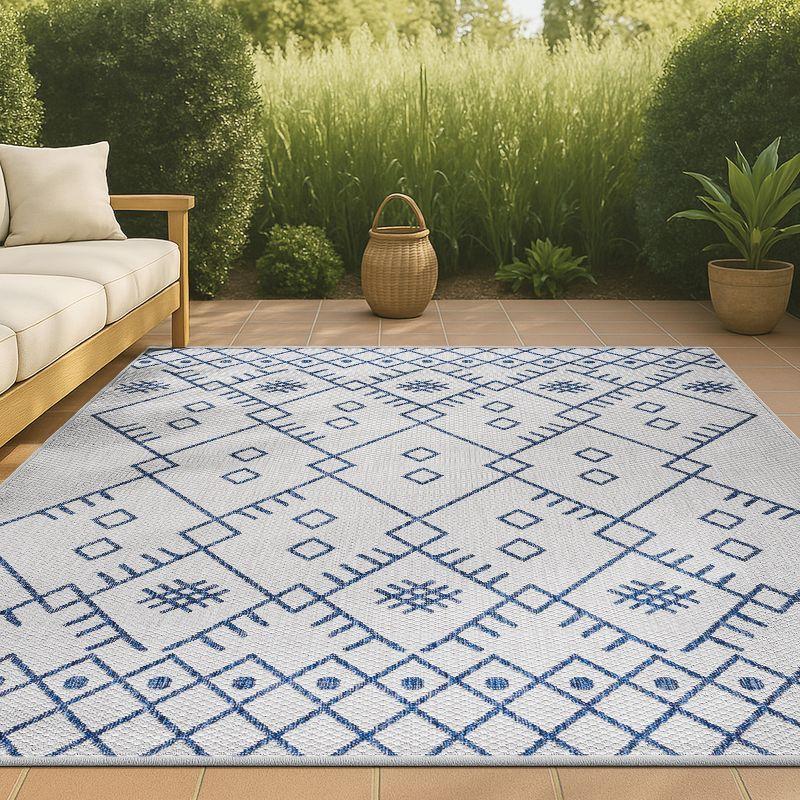 4'x6' Boho Moroccan Indoor/Outdoor Area Rug, Ivory/Navy - JONATHAN Y