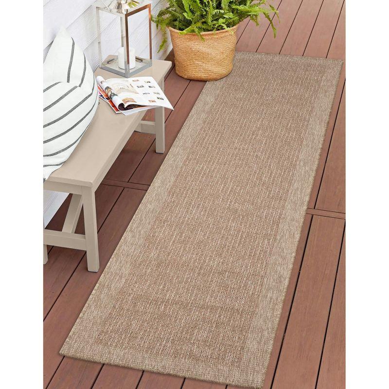Liora Manne Sahara Texture Border Indoor/Outdoor Rug Terracotta 1'11" x 7'6".