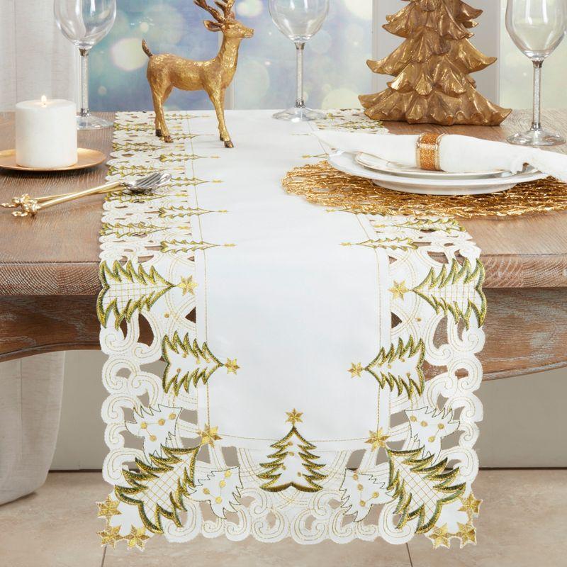 Saro Lifestyle Nostalgic Holiday Christmas Tree Table Runner