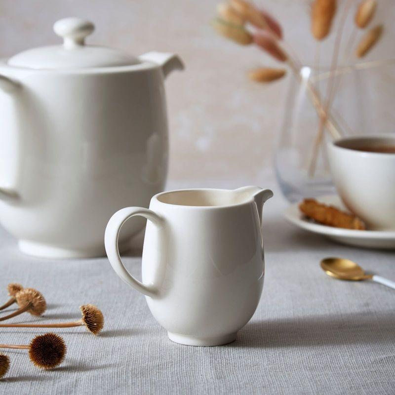 Portmeirion Soho Cream Jug - 6 oz Contemporary White Earthenware Creamer with Handle, Made in the UK, Microwave & Dishwasher Safe