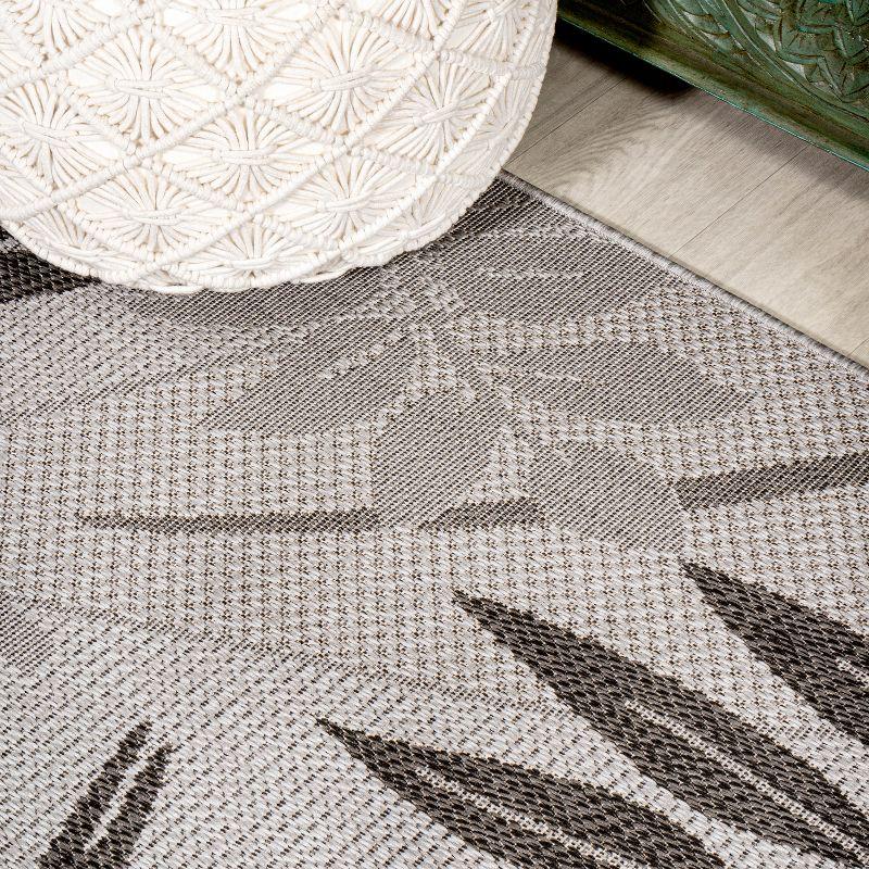 8' x 10' Havana Tropical Palm Leaf Indoor/Outdoor Area Rug, Gray/Black - JONATHAN Y