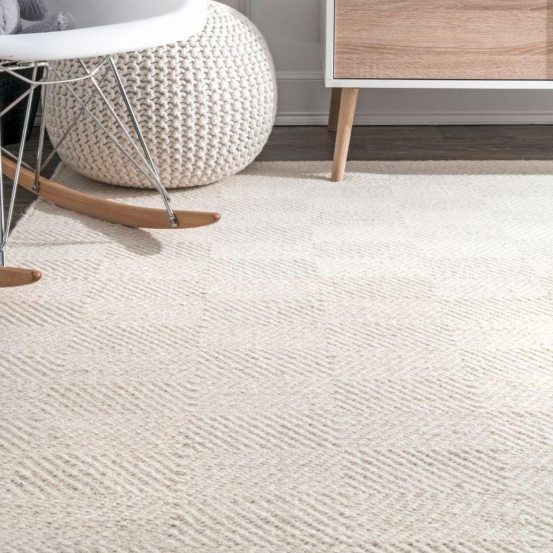 Nuloom Ago Geometric 8x10 Wool Indoor Area Rug for Living Room Bedroom Dining Room Kitchen, Cream/Ivory