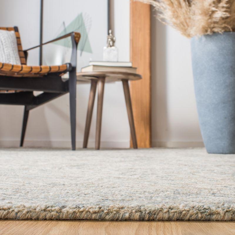 Ikat IKT703 Hand Tufted Area Rug - Beige/Grey - 6'x9' - Safavieh