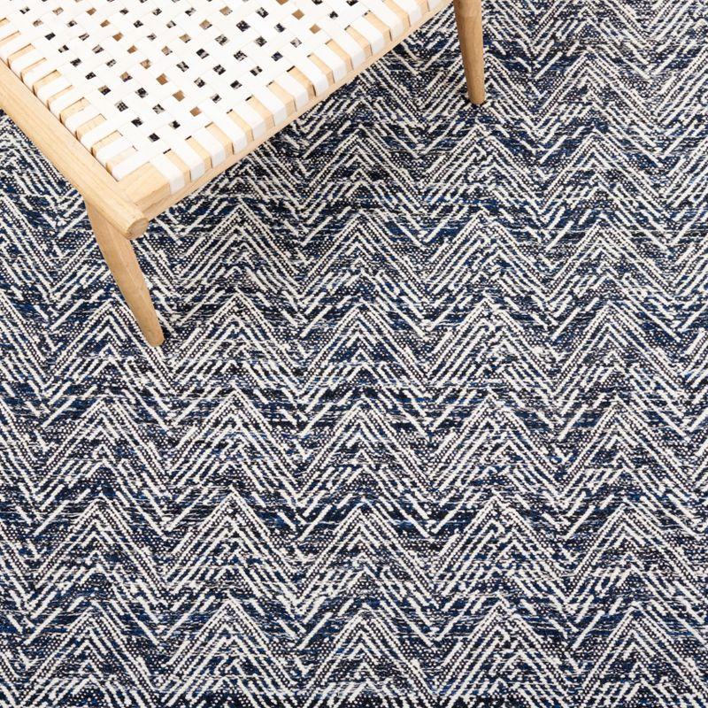 Navy and White Handmade Wool Chevron Area Rug, 5' x 8'