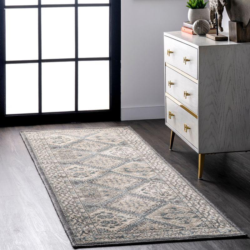 Nuloom Becca Traditional Tiled Indoor Area Rug