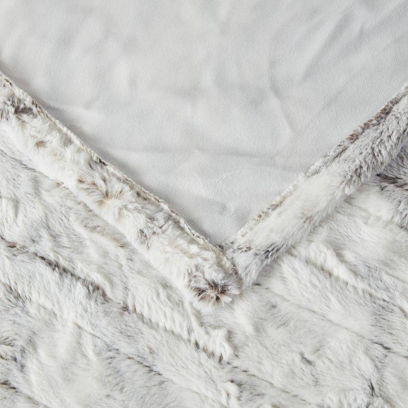 Beautyrest Beautyrest Zuri Oversized Heated Faux Fur Throw