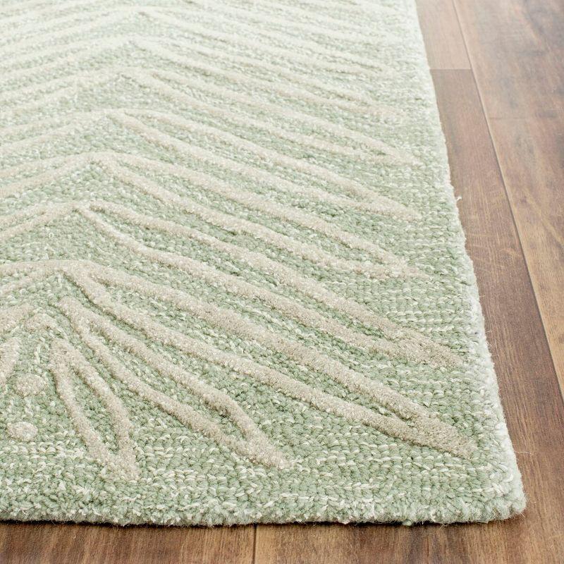 Elegant Chevron Leaves 9' x 12' Milk Pail Green Hand-Tufted Wool & Viscose Rug