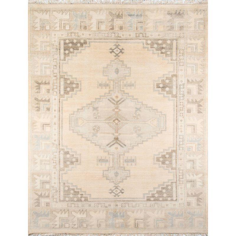 Beige and Gray Hand-Knotted Wool Area Rug 5'6" x 8'6"