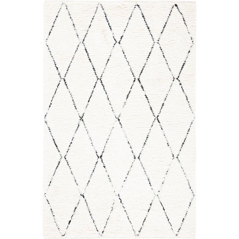 Natura NAT683 Hand Woven Indoor Area Rug - Ivory/Black - 5'x8' - Safavieh