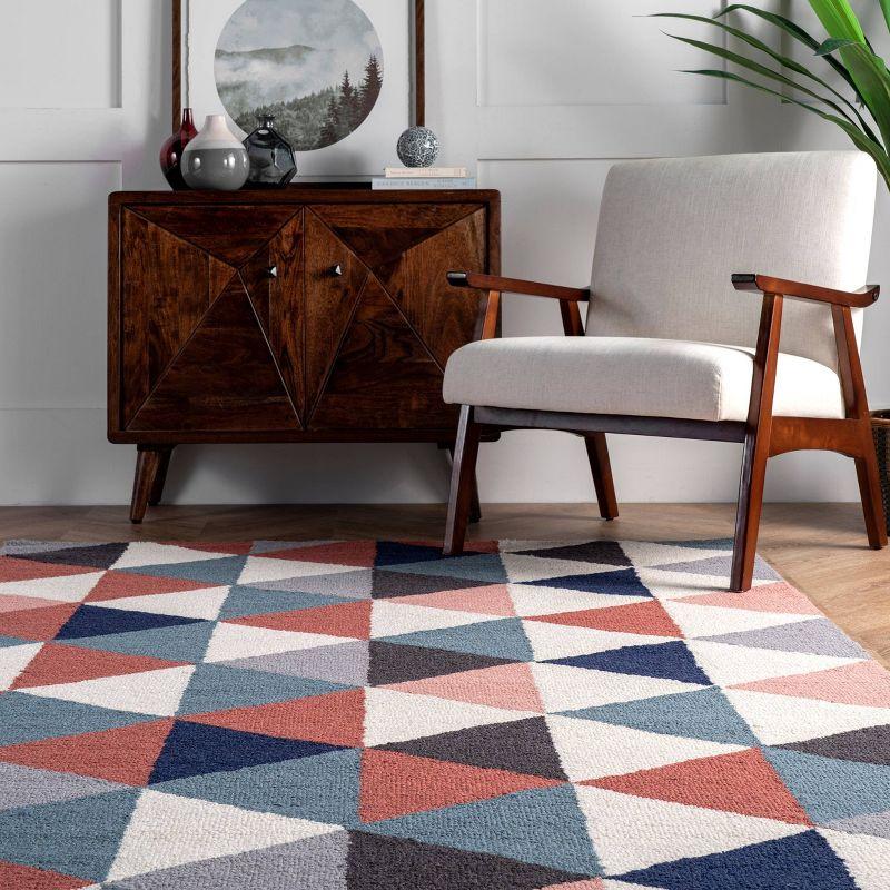 Bianca Triangles Area Rug Blue - nuLOOM