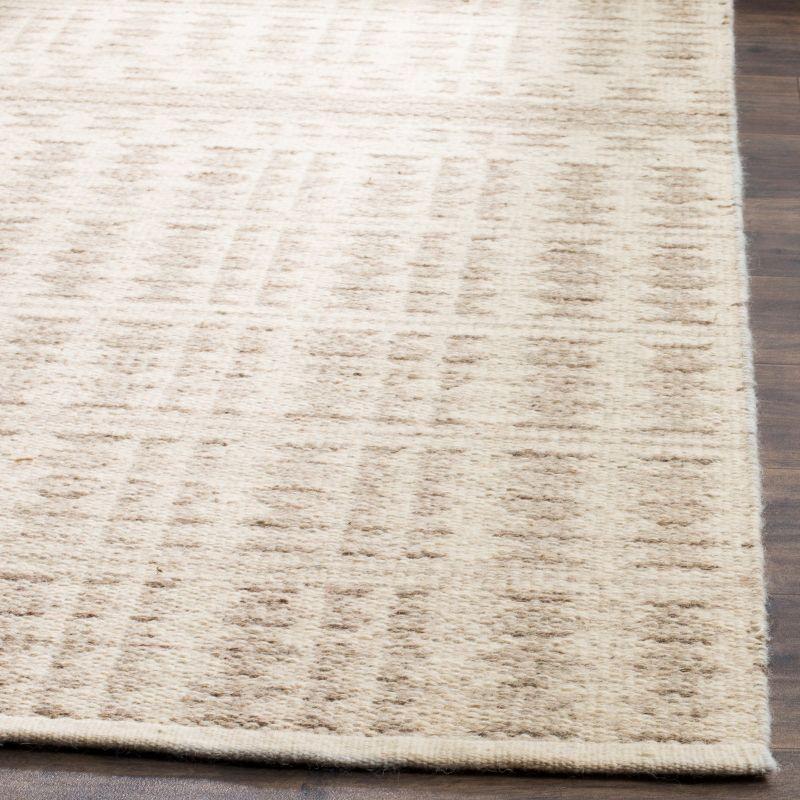 Kilim KLM350 Hand Woven Area Rug - Ivory/Light Grey - 5'x8' - Safavieh