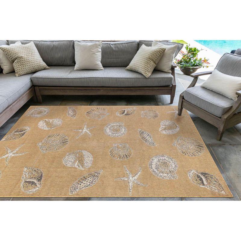 Liora Manne Carmel Shells Indoor/Outdoor Rug Sand 3'3" x 4'11"