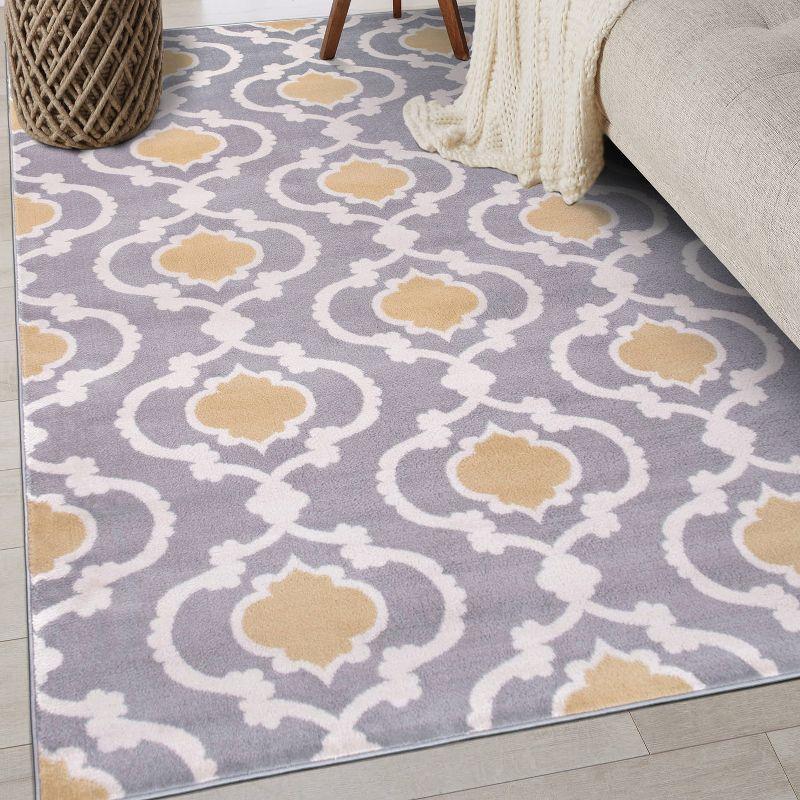 Contemporary Moroccan Trellis 6'6" x 9' Gray and Yellow Area Rug