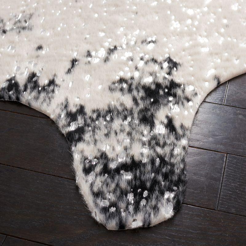Faux Cowhide FCH207 Power Loomed Indoor Area Rug - Beige/Black - 6'x8' - Safavieh