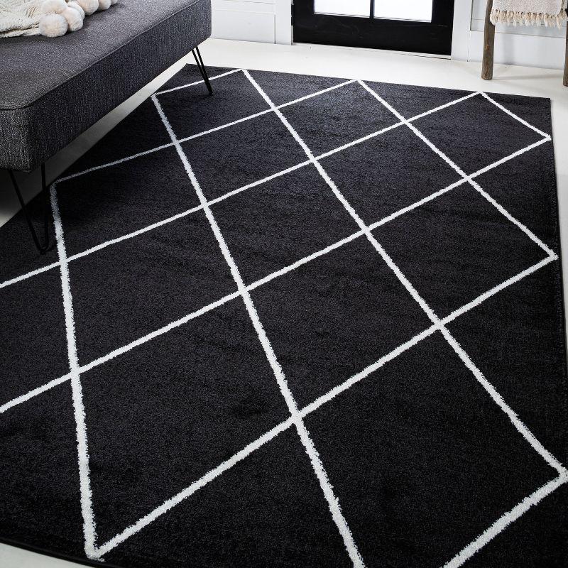 4'x6' Cole Minimalist Diamond Trellis Area Rug, Black/White - JONATHAN Y