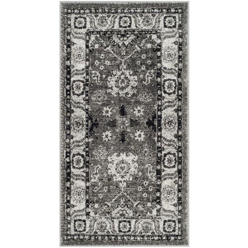 Vintage Hamadan VTH214 Power Loomed Area Rug  - Safavieh