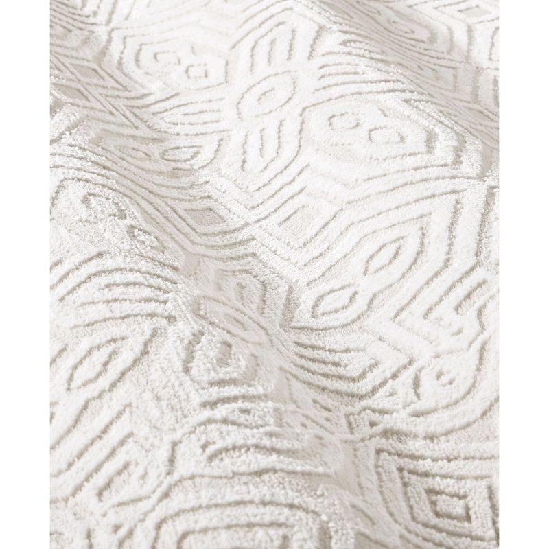 TOWN & COUNTRY LUXE Maya Medallion Indoor Area Rug with High-Low Texture, Ivory/Greige