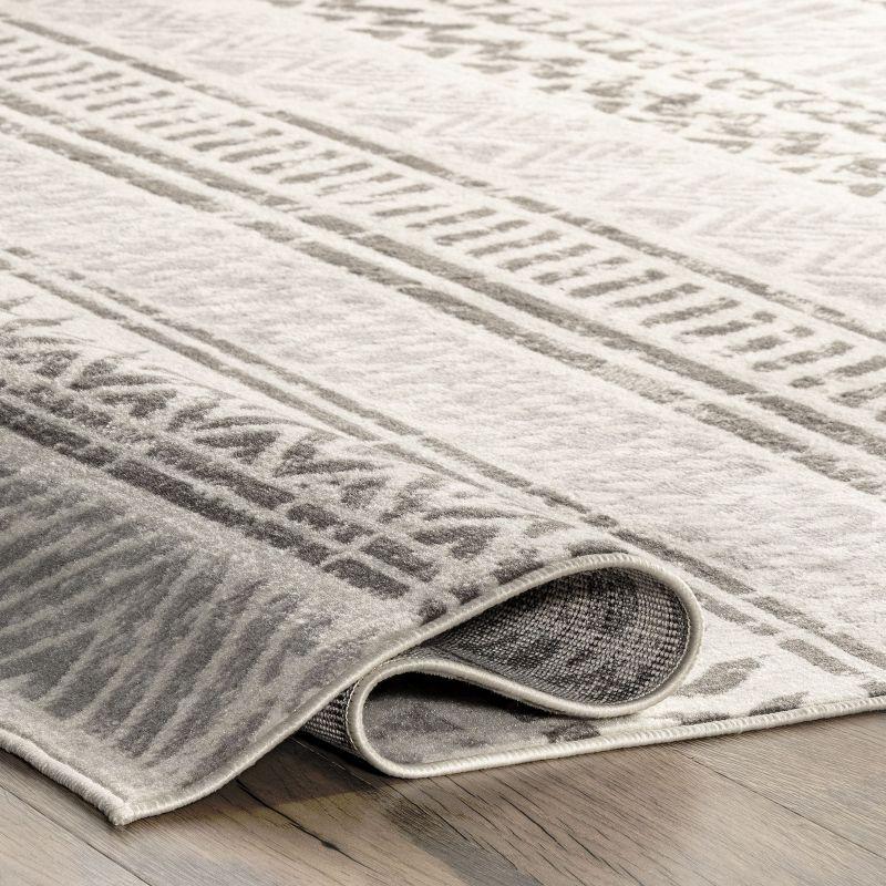Nuloom Chloe Geometric 5x8 Indoor Area Rug for Living Room Bedroom Dining Room Kitchen, Light Grey/Ivory