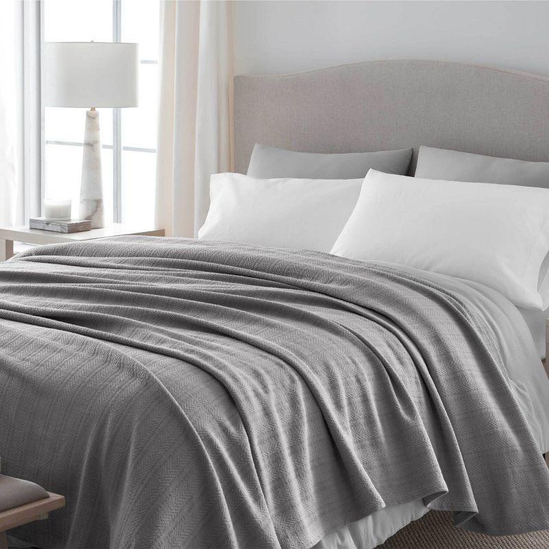Vellux Vellux 100% Cotton Blanket - Soft, Breathable, Cozy & Lightweight Thermal Blanket  All-Season Blanket Perfect for Layering Bed, Couch & Sofa - Hotel Quality