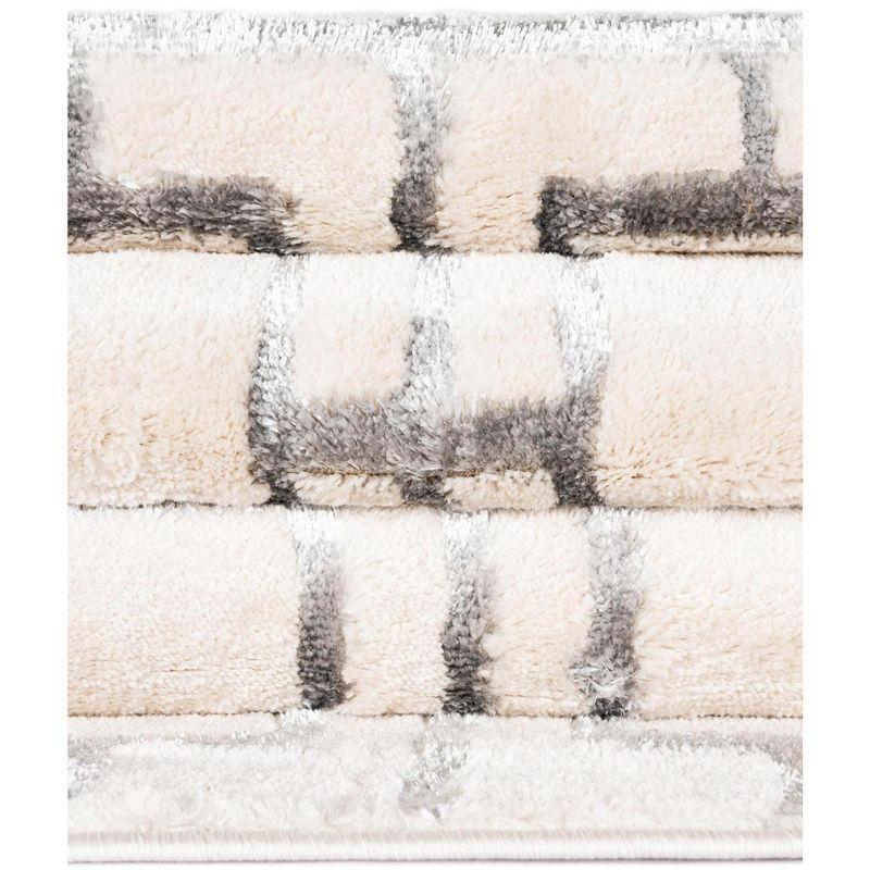 Glam Geometric White Silver Area Rug