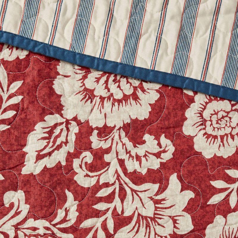 Madison Park Lucy Reversible Cotton Twill Quilt Set with Throw Pillows