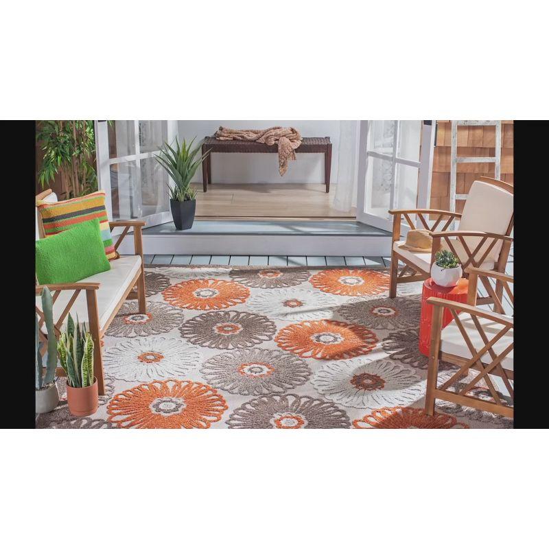 Cabana CBN676 Power Loomed Indoor/Outdoor Area Rug - Beige/Blue - 5'5" X 7'7" - Safavieh.