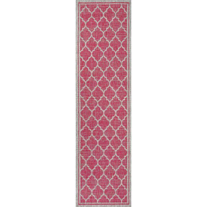 Fuchsia and Light Gray Reversible Indoor/Outdoor Trellis Rug