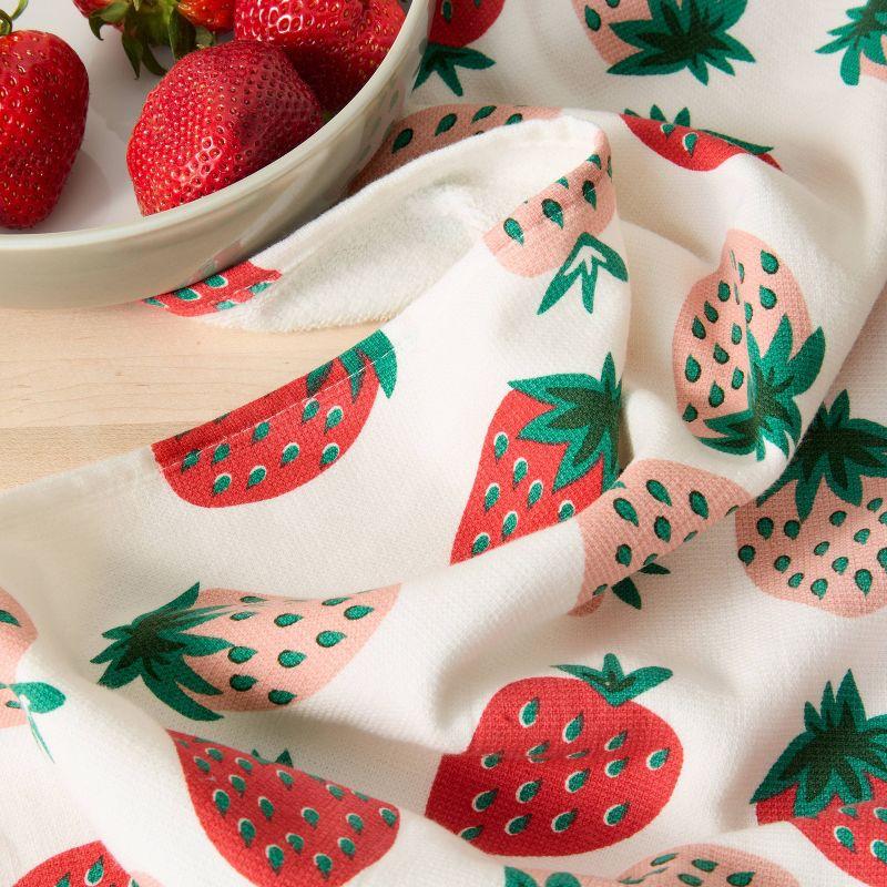 SUR LA TABLE KITCHEN ESSENTIALS Quirky Strawberries Fruit Kitchen Towel Set Pink/Green/Cream (Set of 2)