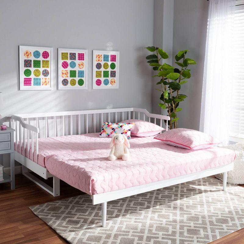 Baxton Studio Twin to King Muriel Expandable Spindle Daybed White : Contemporary Style, No Box Spring Needed