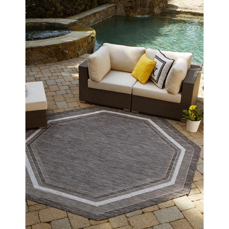 Black Octagon Outdoor Stain-Resistant Synthetic Rug