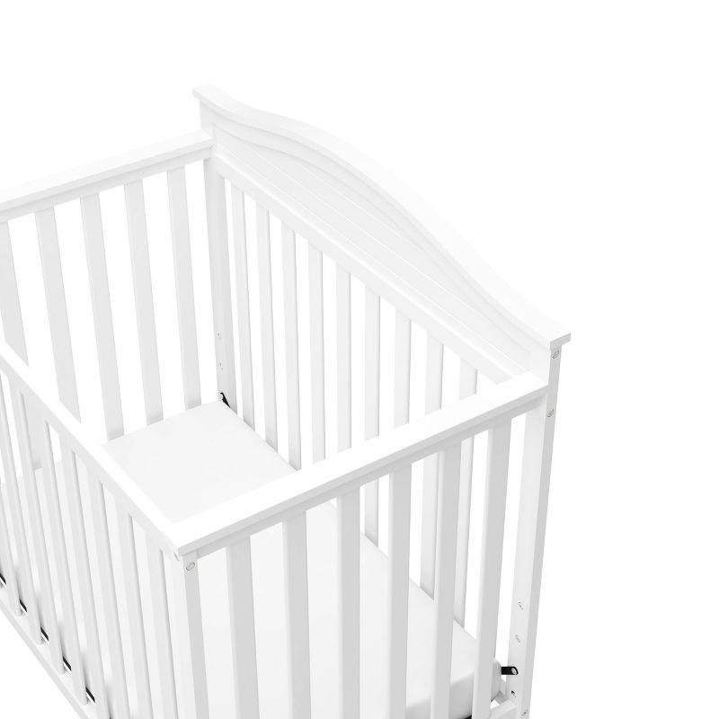 Graco Graco Stella 4-in-1 Mini Convertible Crib with Mattress
