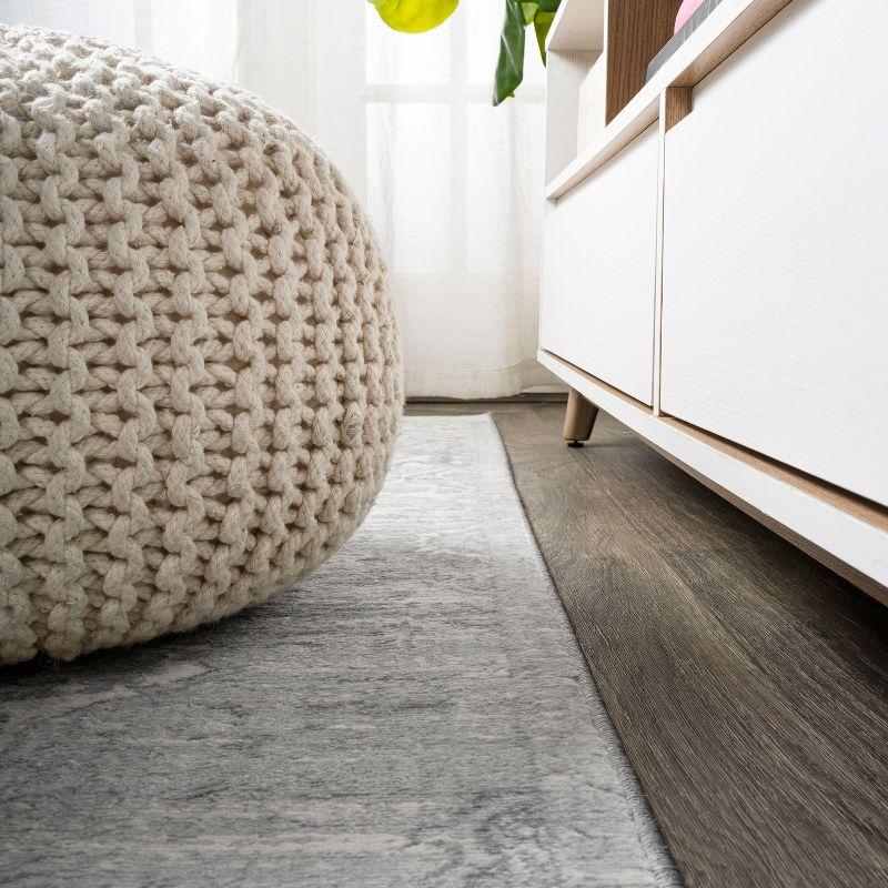 6' x 6' Modern Persian Vintage Moroccan Medallion Area Rug, Light Gray - JONATHAN Y