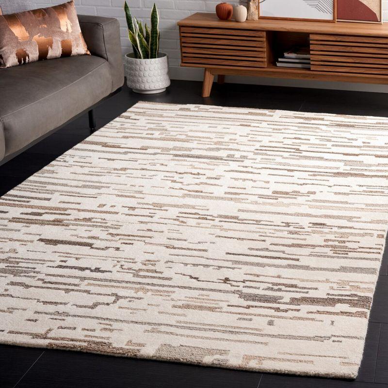 Ebony EBN501 Hand Tufted Area Rug - Ivory/Grey - 4'x6' - Safavieh.