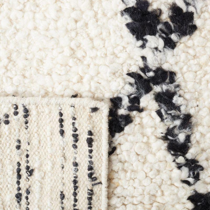 Manhattan 8' x 10' Black and Ivory Wool Shag Rug