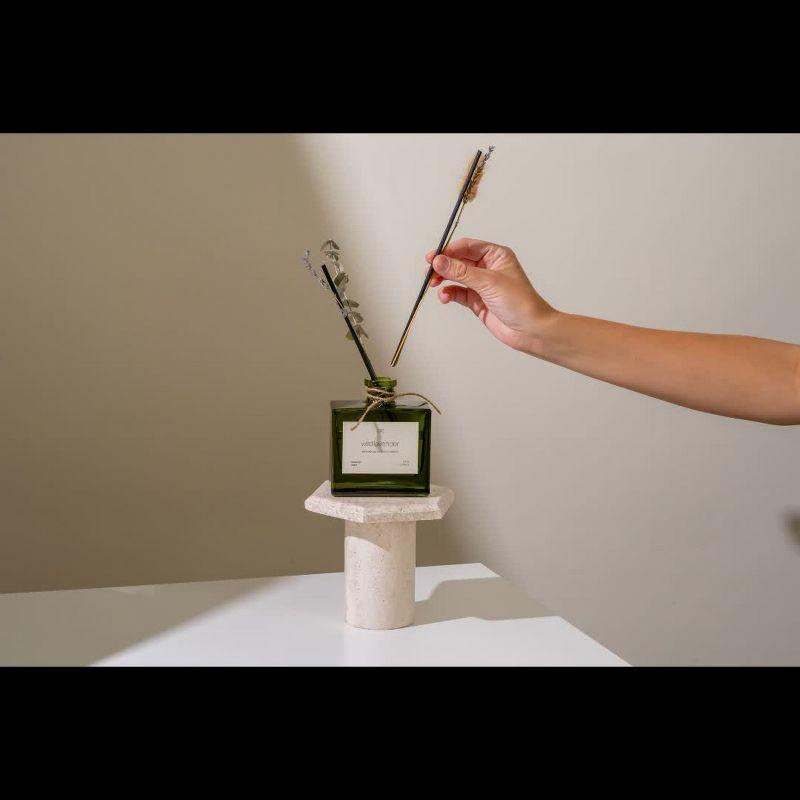 Craft & Kin Reed Diffuser Set With Flower For Home With White Peony Tuberose Scent