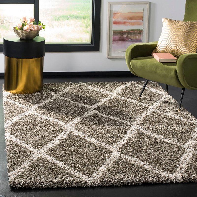 Gray Trellis 4' x 6' Reversible Synthetic Shag Area Rug