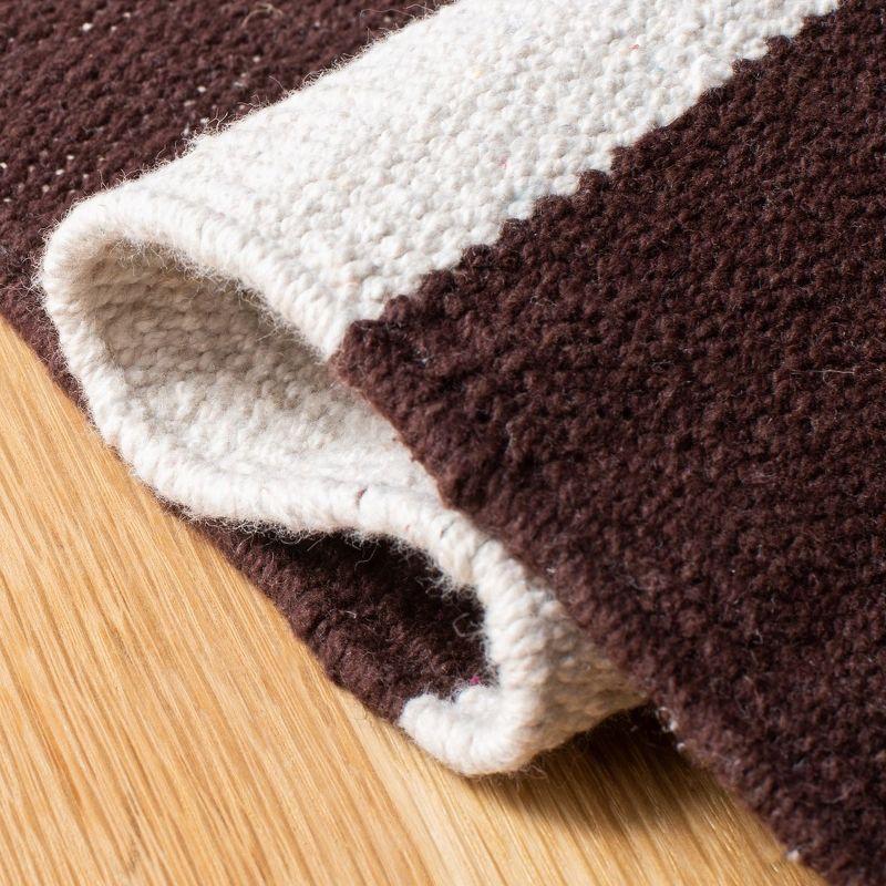 Montauk MTK712 Hand Woven Indoor Accent Rug - Chocolate/Ivory - 3'x5' - Safavieh