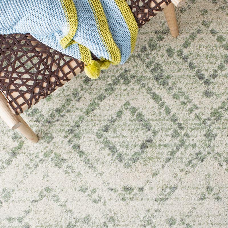 Adirondack ADR131 Machine Made Indoor Area Rug - Ivory/Green - 6'x9' - Safavieh
