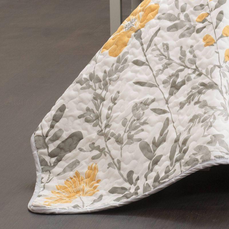 Lush Decor Aprile Microfiber Reversible Traditional 3 Piece Quilt Set