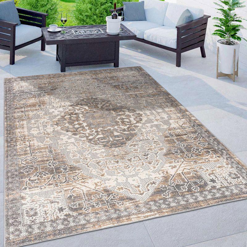 Easy-Care Reversible Gray Synthetic 5' x 7' Area Rug