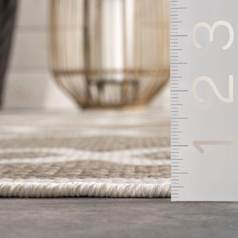 Nuloom Gina Trellis 4x6 Indoor/Outdoor Area Rug for Living Room Patio Deck Front Porch Kitchen, Taupe/Ivory