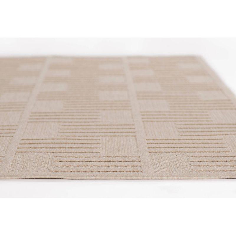 Momeni Dante Geometric Machine Loomed Indoor/Outdoor Rug Beige