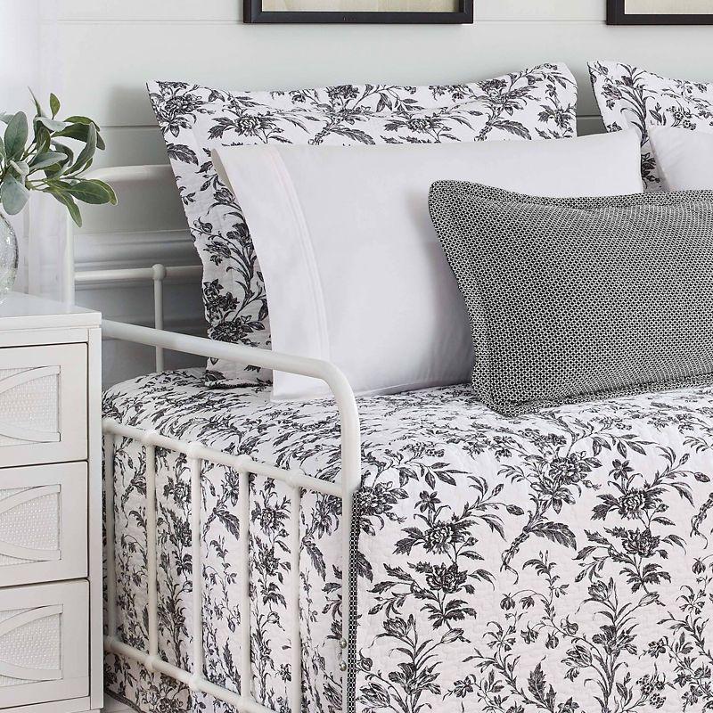 Amberley Black and White Reversible Cotton Quilt Set