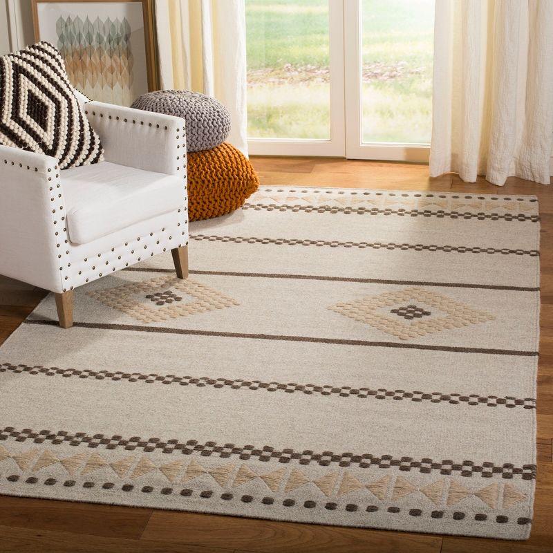 Dhurries DHU351 Hand Woven Area Rug  - Safavieh